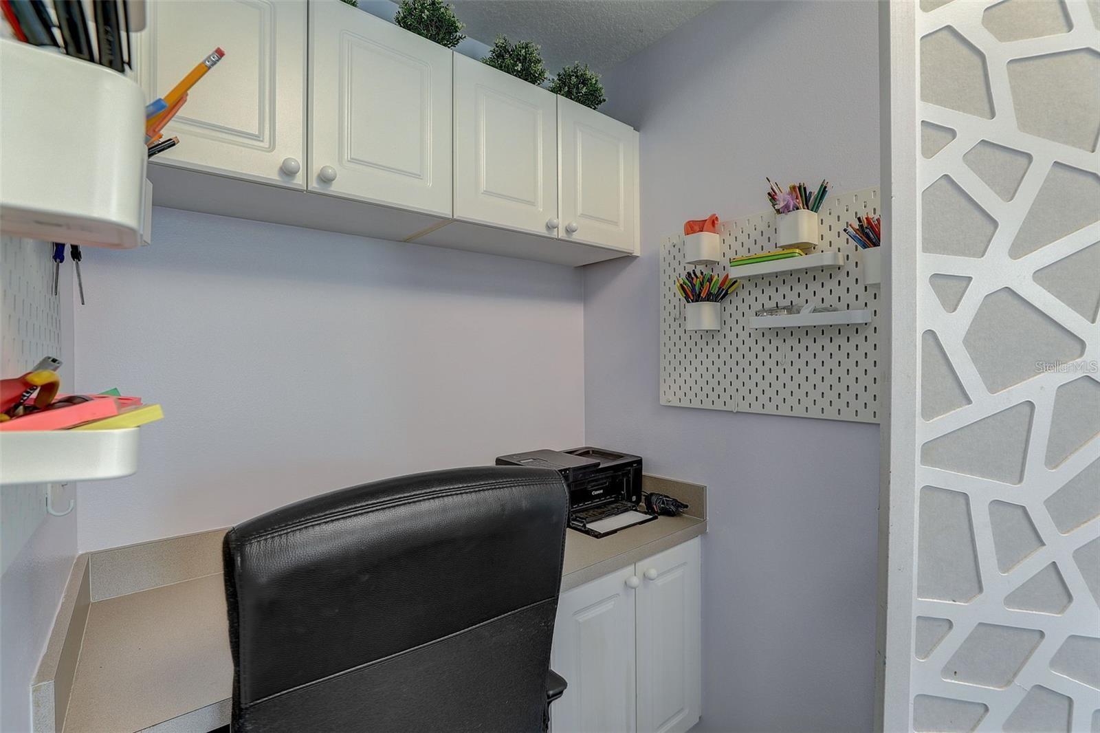 Image 11 of 42 For 235 Goldenrain Drive 301