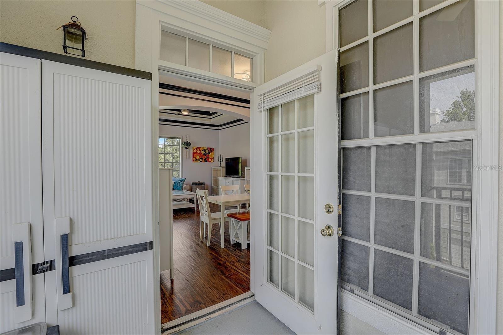 Image 22 of 42 For 235 Goldenrain Drive 301