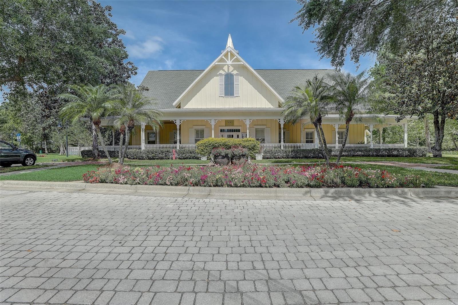 Image 24 of 42 For 235 Goldenrain Drive 301