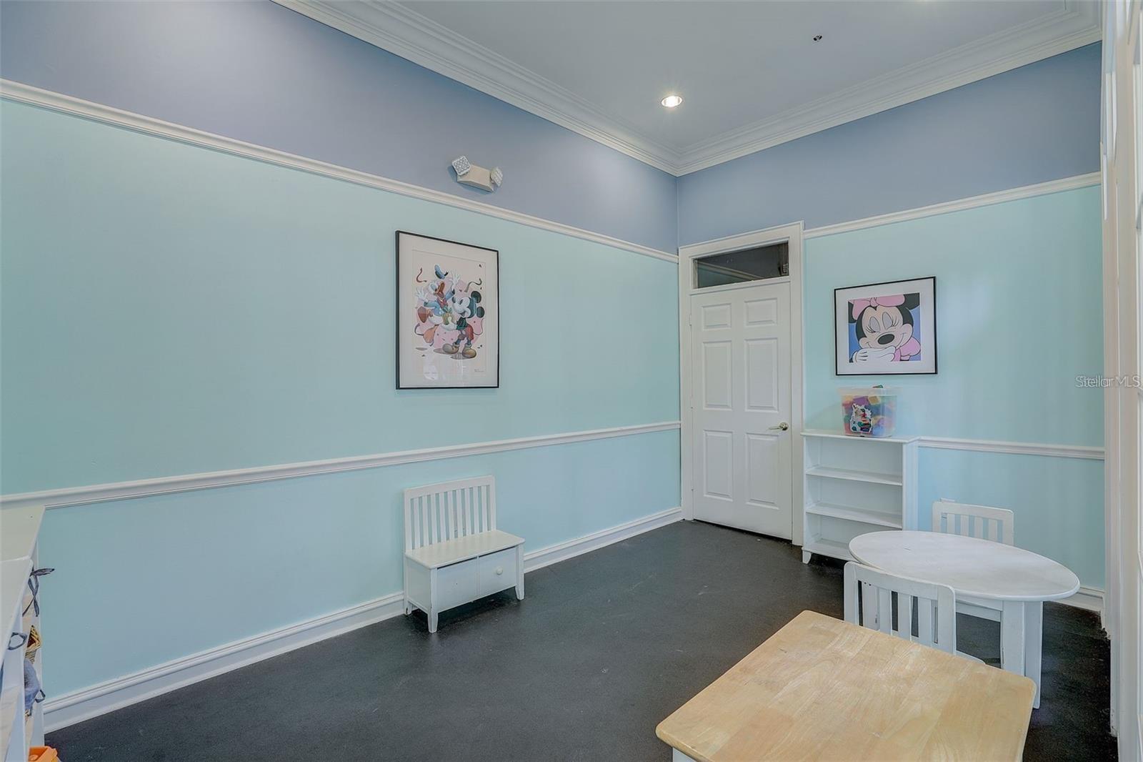 Image 34 of 42 For 235 Goldenrain Drive 301