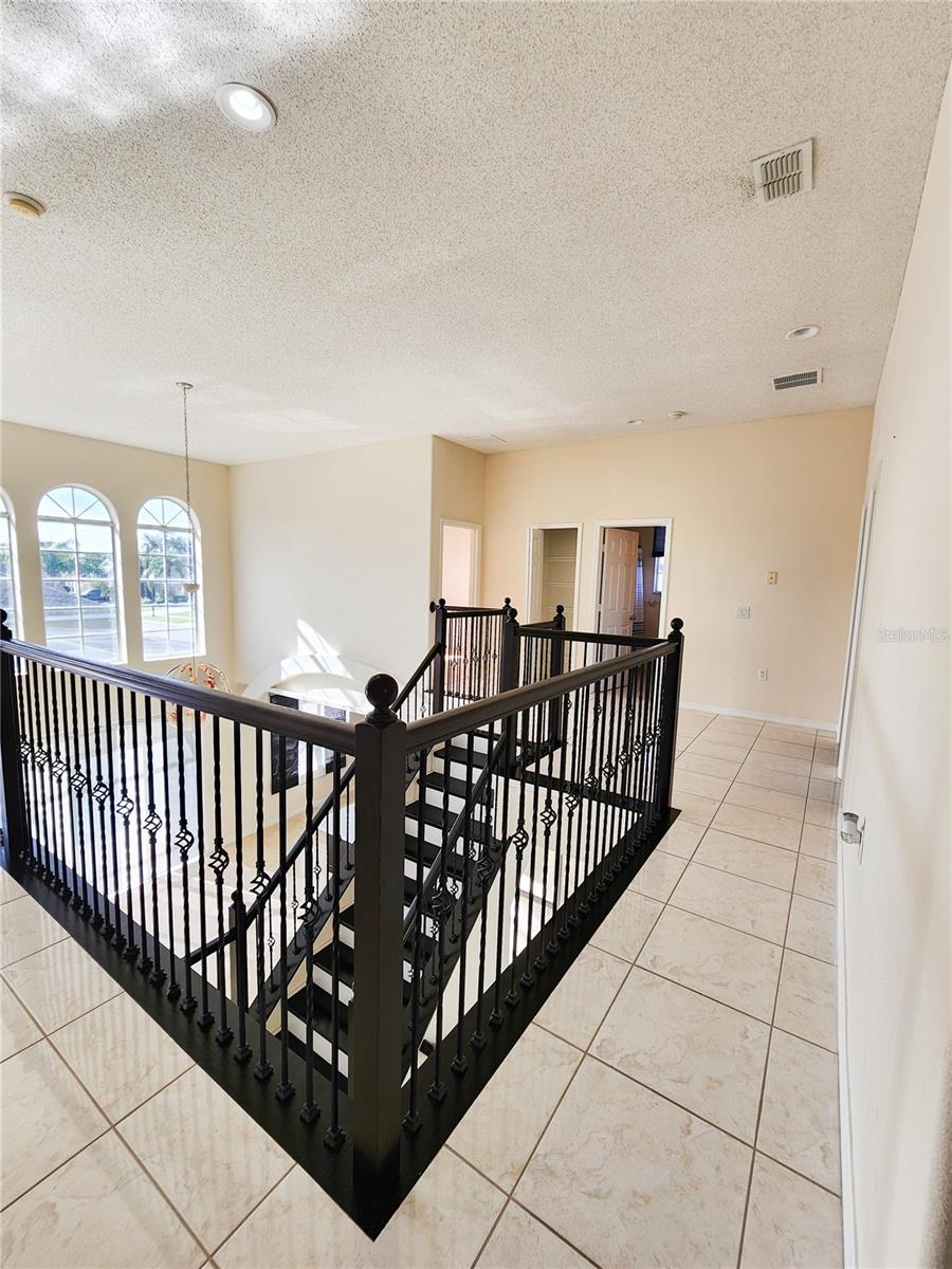 Image 19 of 26 For 13406 Meadow Bay Loop