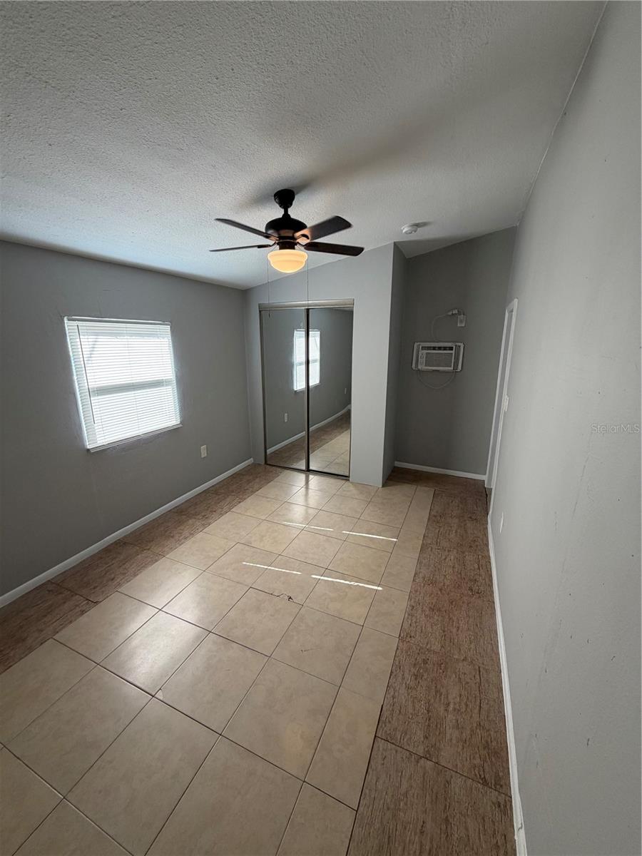 Image 7 of 10 For 2514 Jefferson Street 2