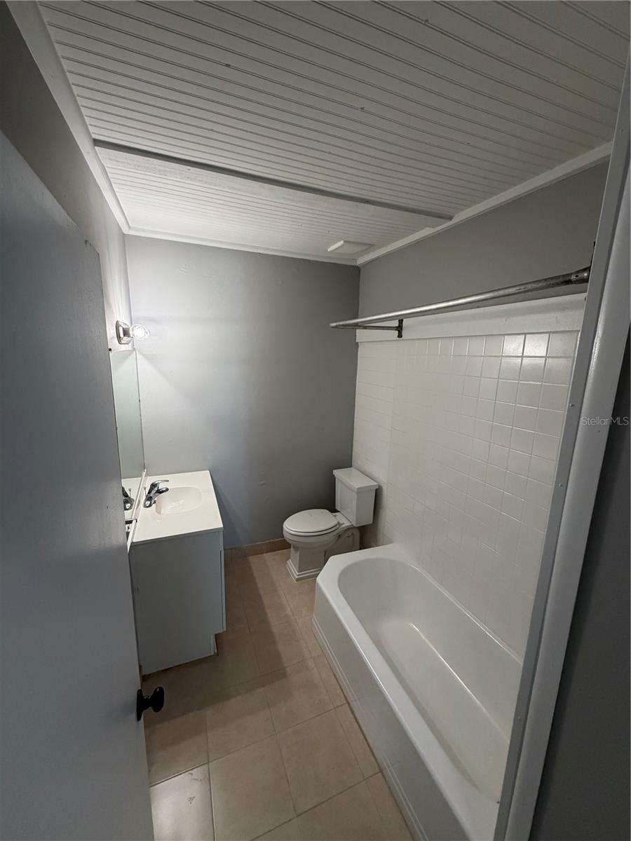 Image 8 of 10 For 2514 Jefferson Street 2