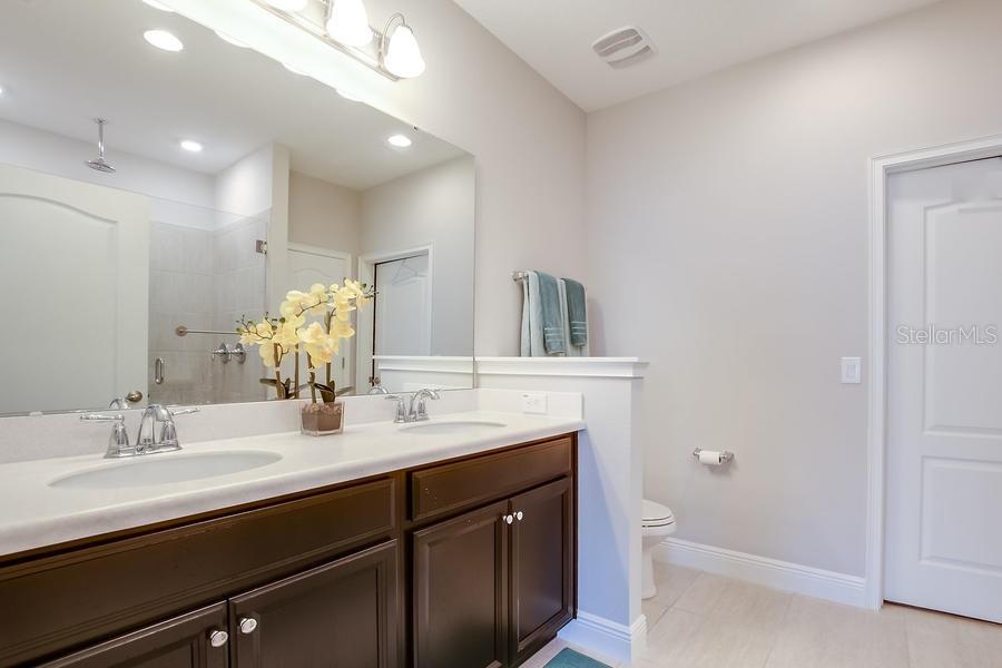 Image 14 of 29 For 13537 Heaney Avenue