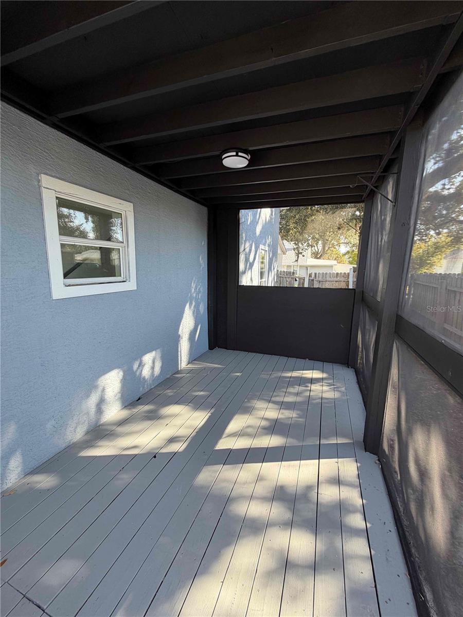 Image 10 of 12 For 1700 Kentucky Avenue