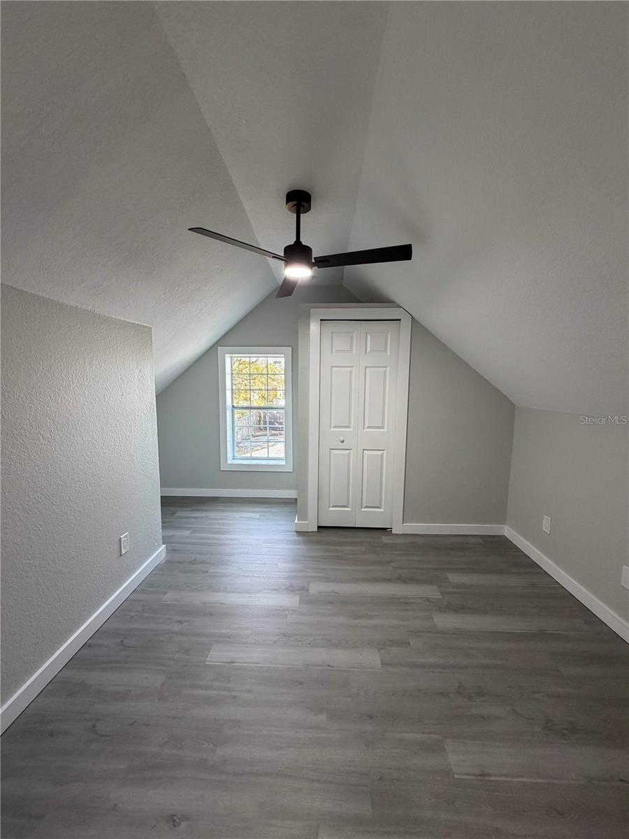 Image 6 of 12 For 1700 Kentucky Avenue