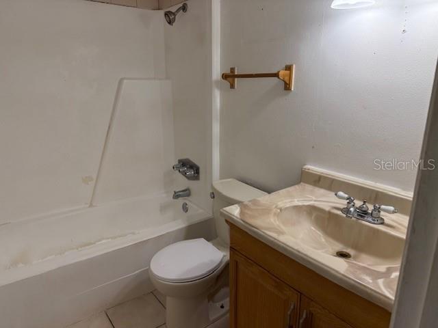 Image 6 of 9 For 304 Scottsdale Square 304