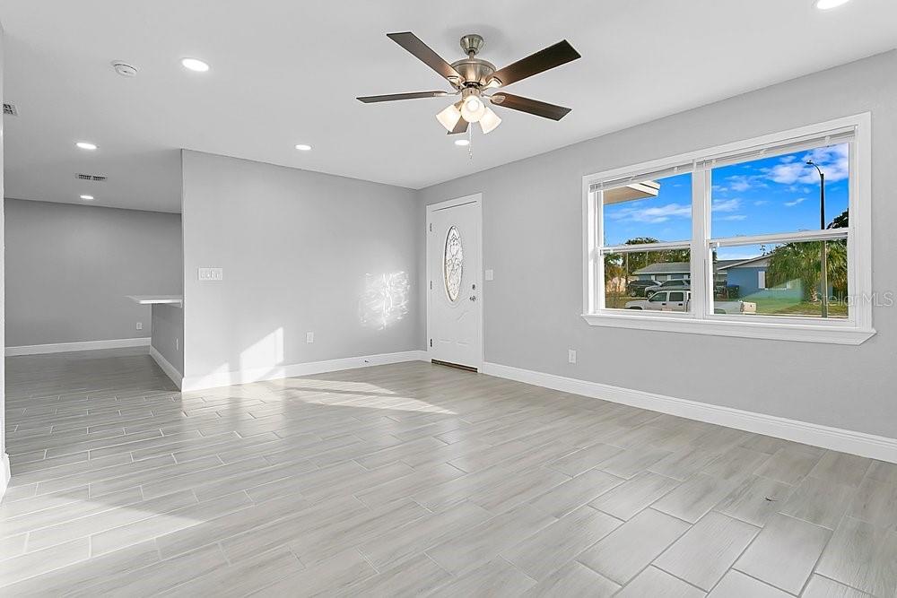 Image 12 of 33 For 4823 Kathy Jo Terrace