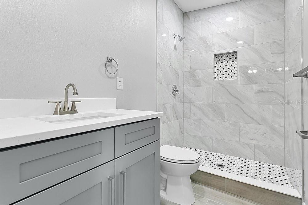 Image 15 of 33 For 4823 Kathy Jo Terrace