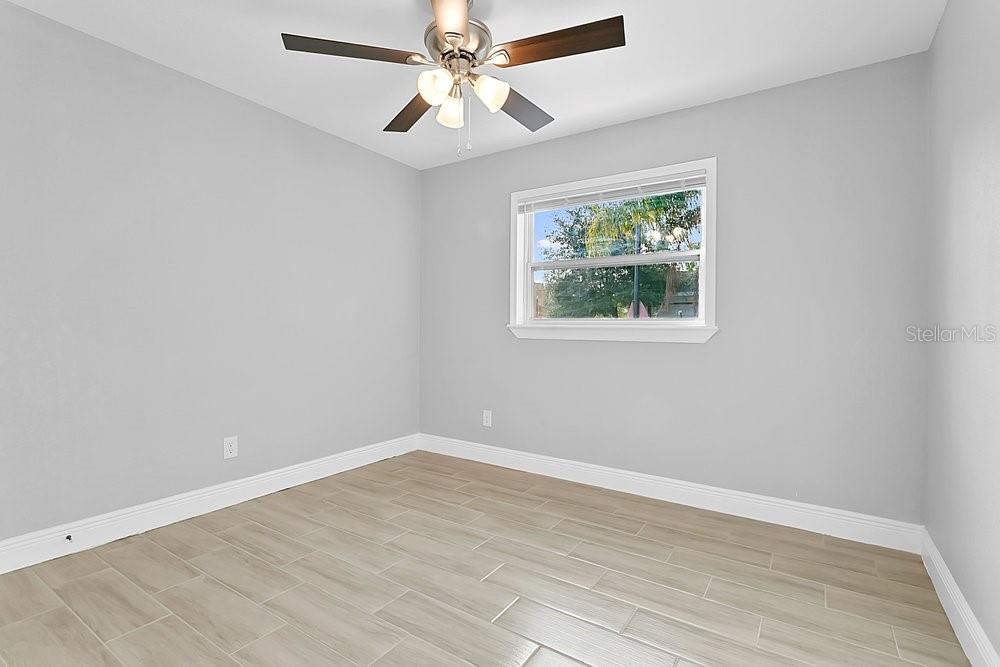 Image 18 of 33 For 4823 Kathy Jo Terrace