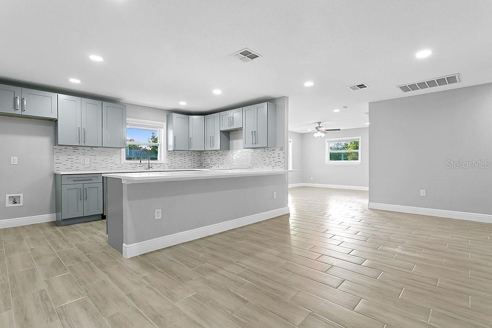 Image 8 of 33 For 4823 Kathy Jo Terrace