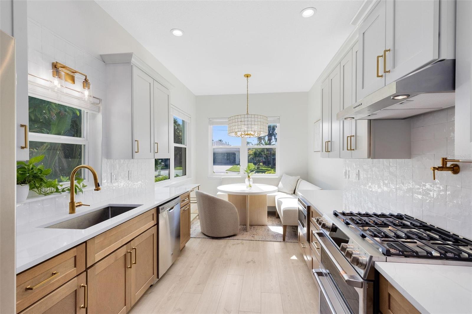 Image 9 of 33 For 830 Hope Avenue