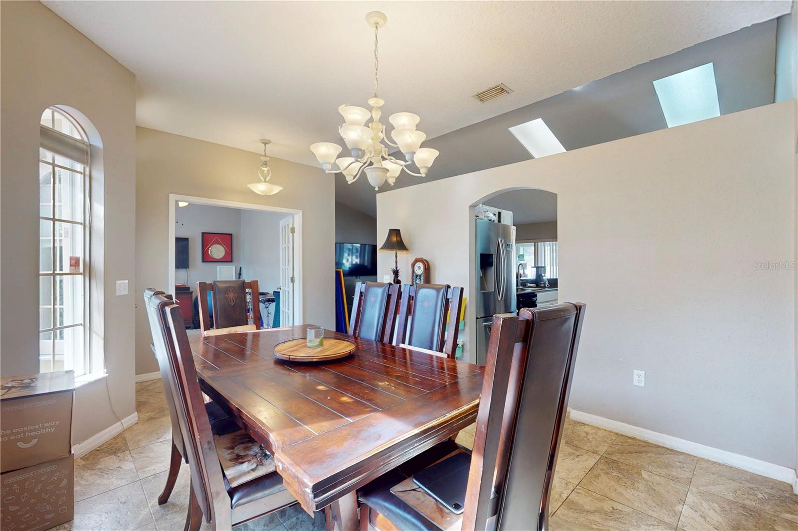 Image 14 of 80 For 3522 Twelve Oaks Cir