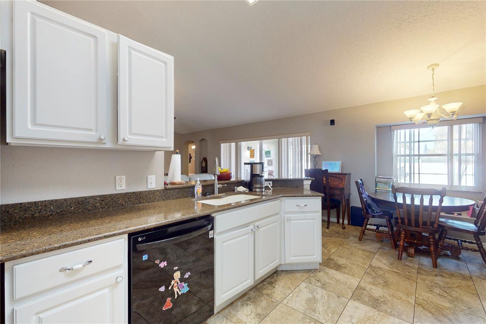 Image 24 of 80 For 3522 Twelve Oaks Cir