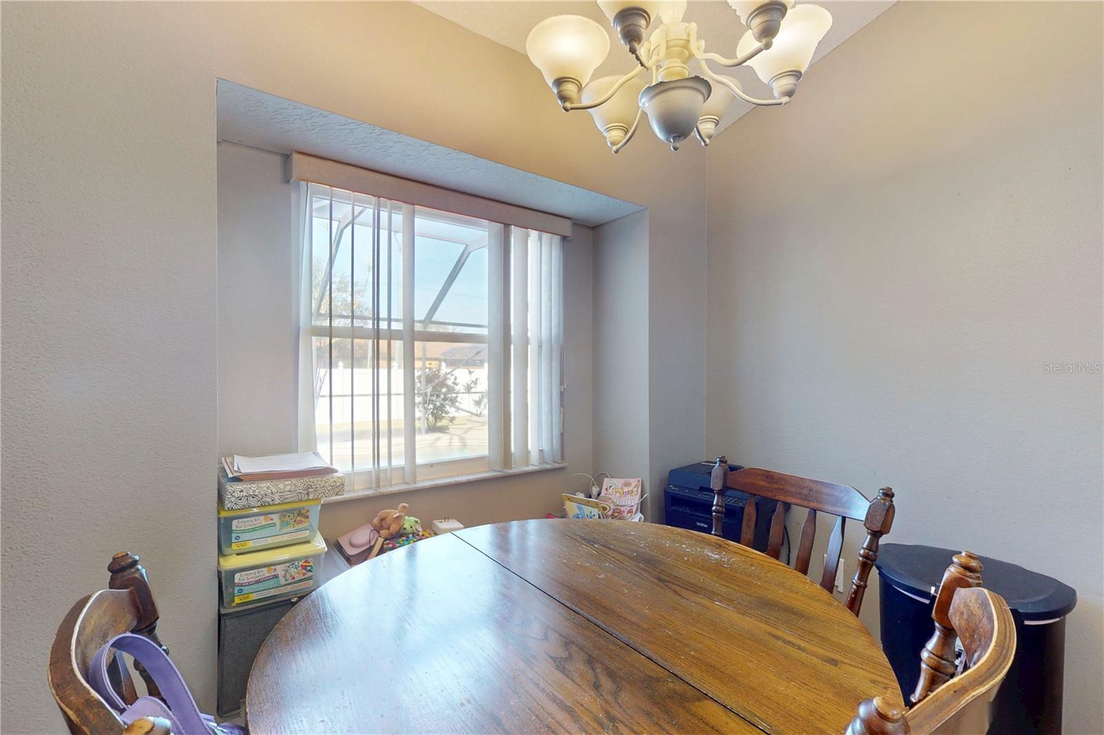 Image 27 of 80 For 3522 Twelve Oaks Cir