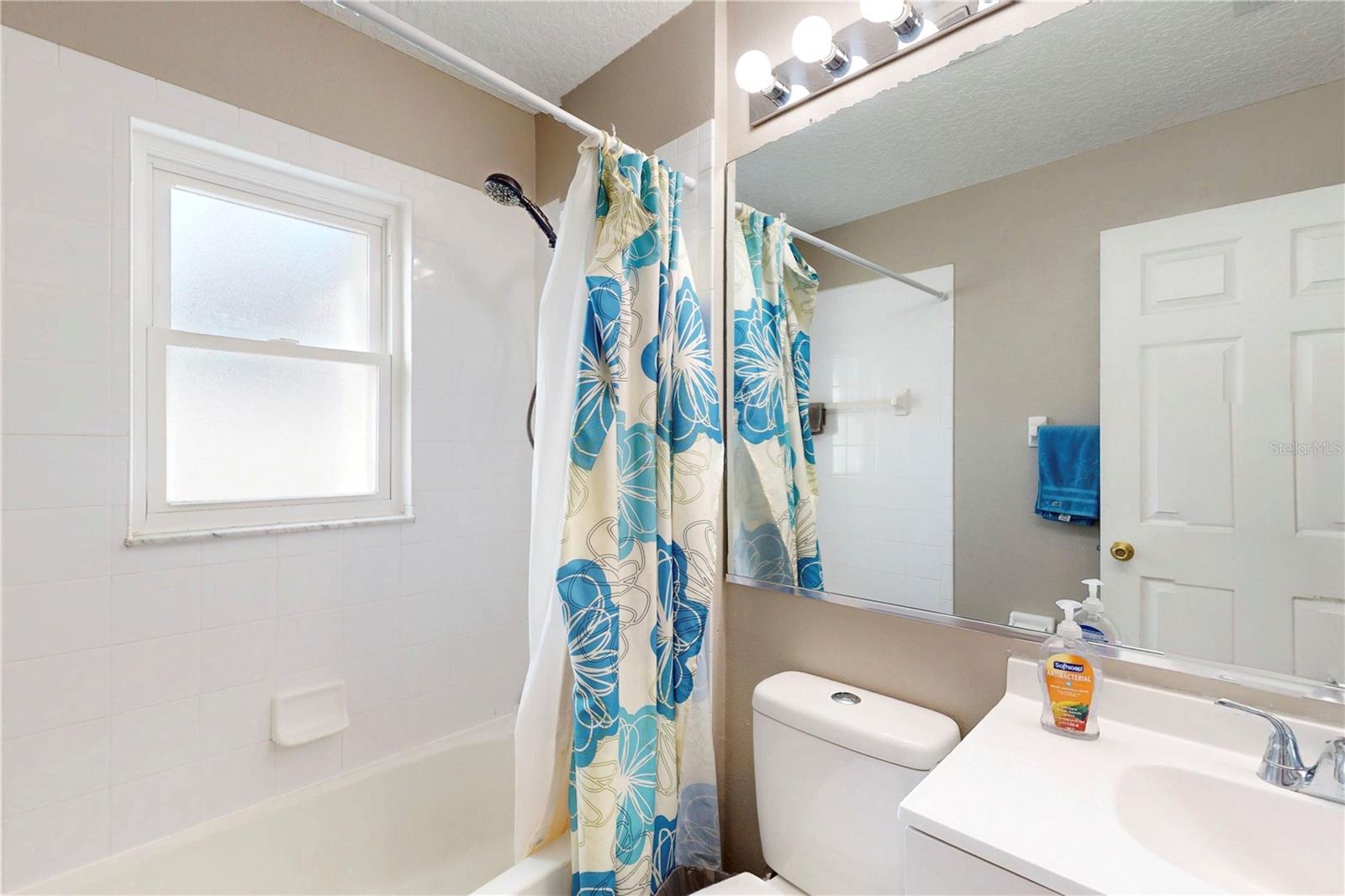 Image 43 of 80 For 3522 Twelve Oaks Cir