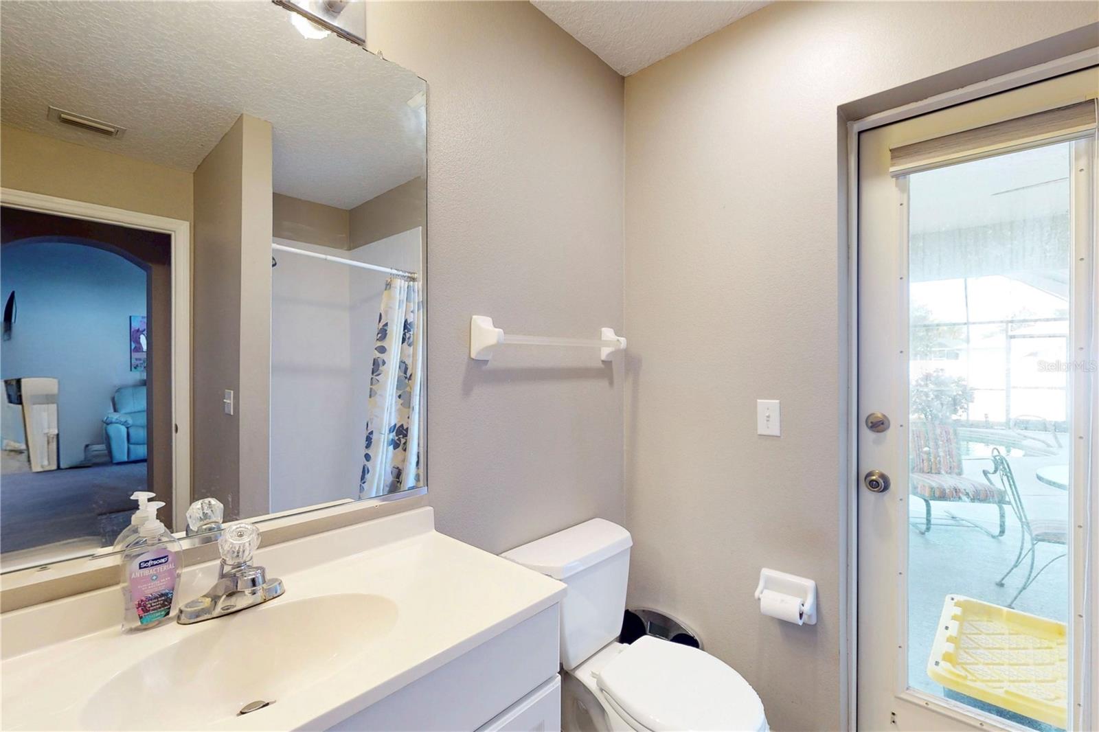 Image 49 of 80 For 3522 Twelve Oaks Cir