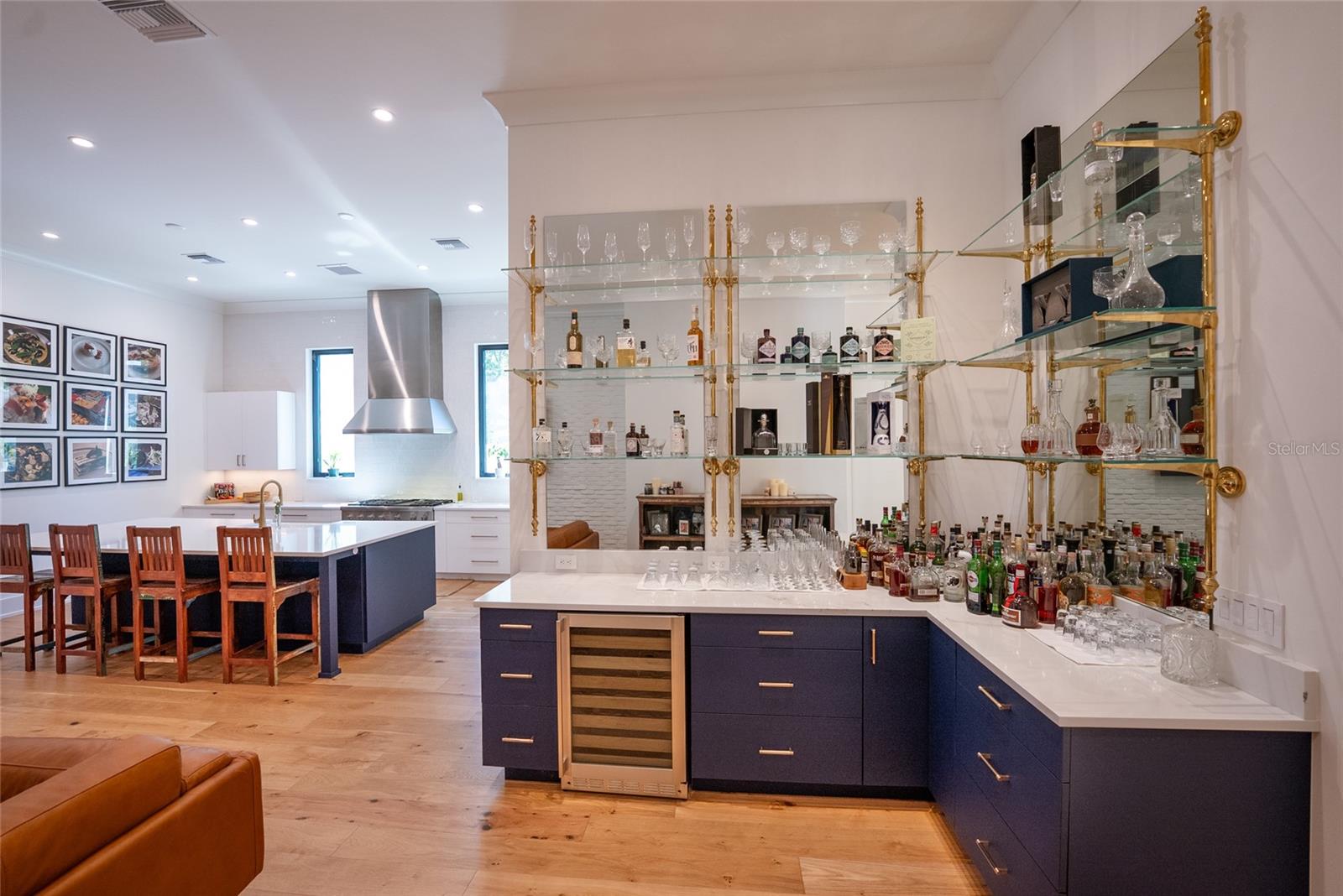 Image 13 of 51 For 1220 Delaney Park Drive