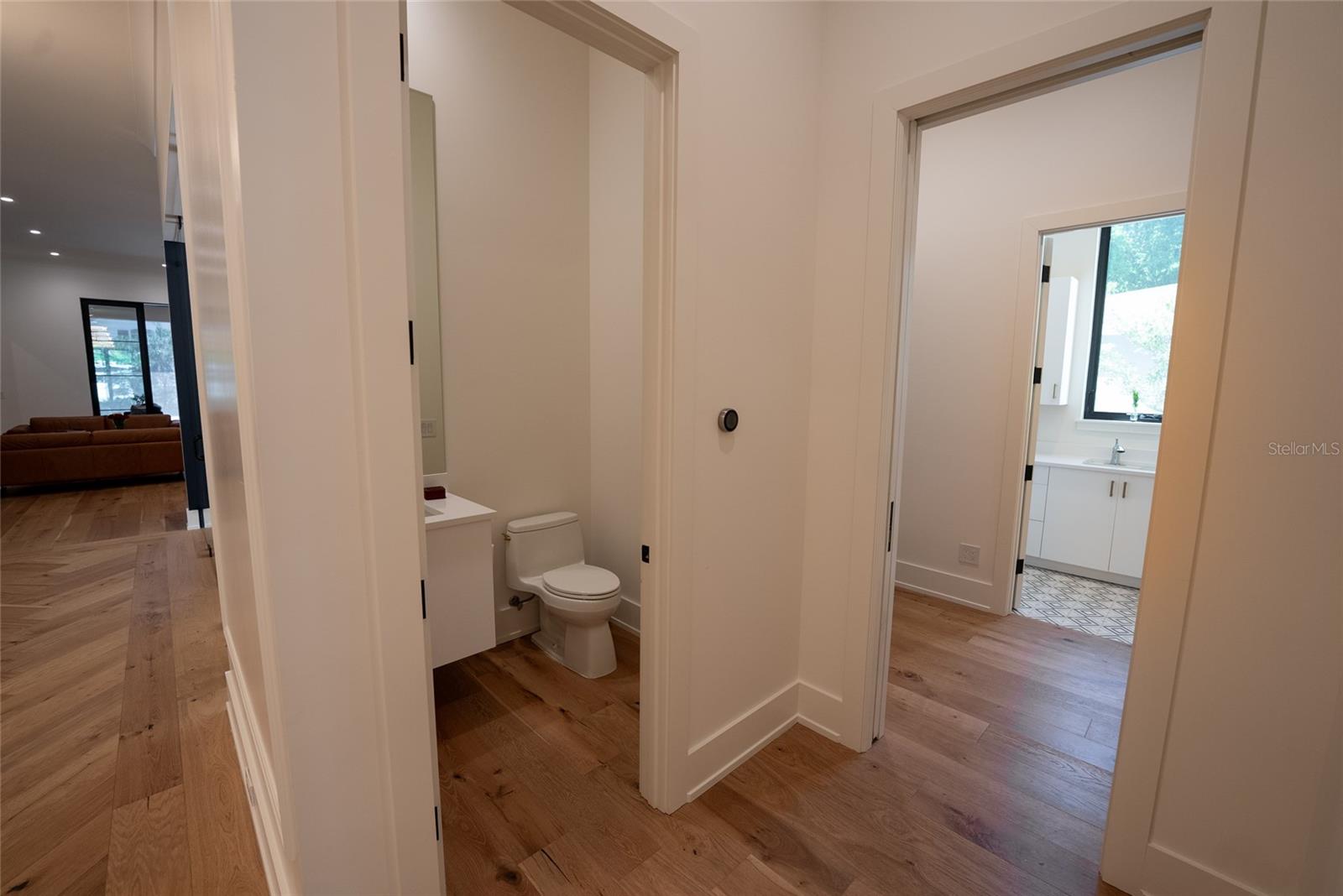 Image 38 of 51 For 1220 Delaney Park Drive