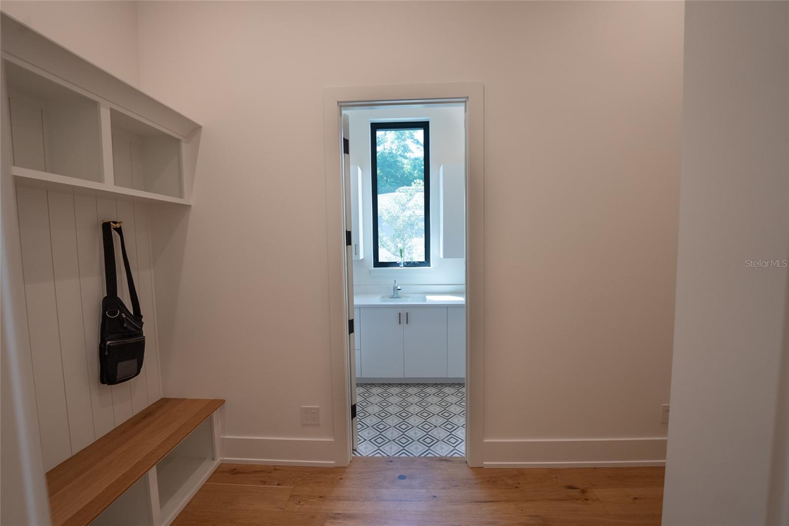 Image 44 of 51 For 1220 Delaney Park Drive