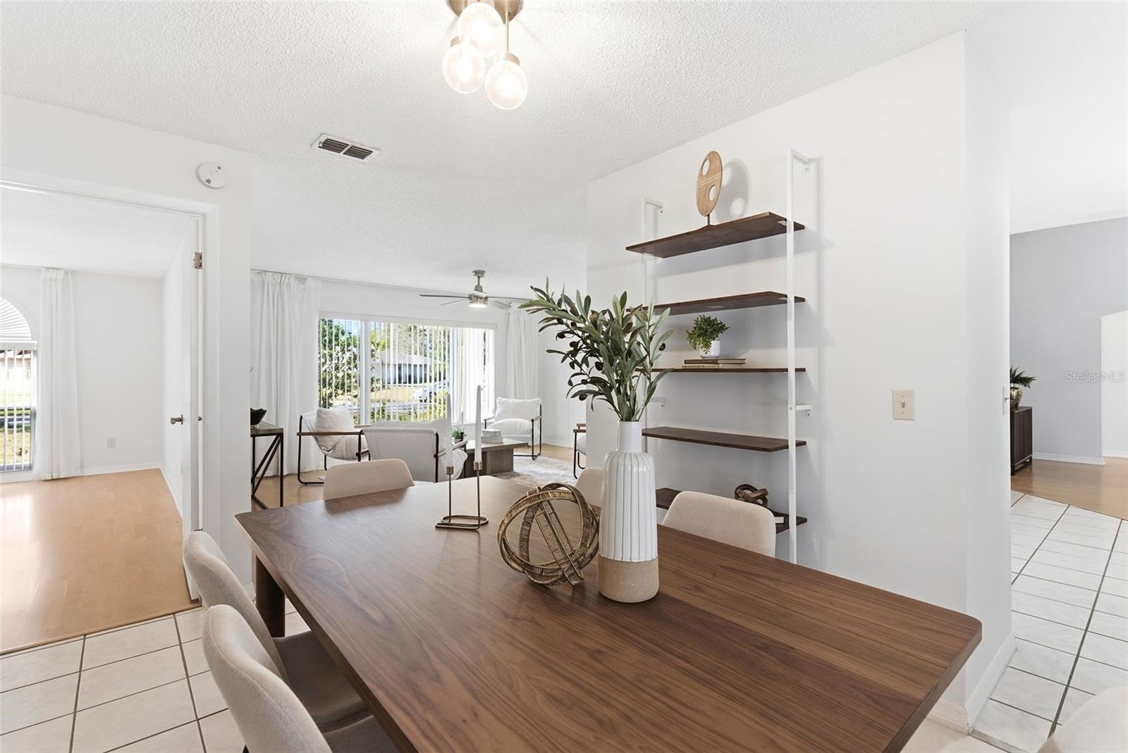 Image 11 of 34 For 935 Amy Ridge Court