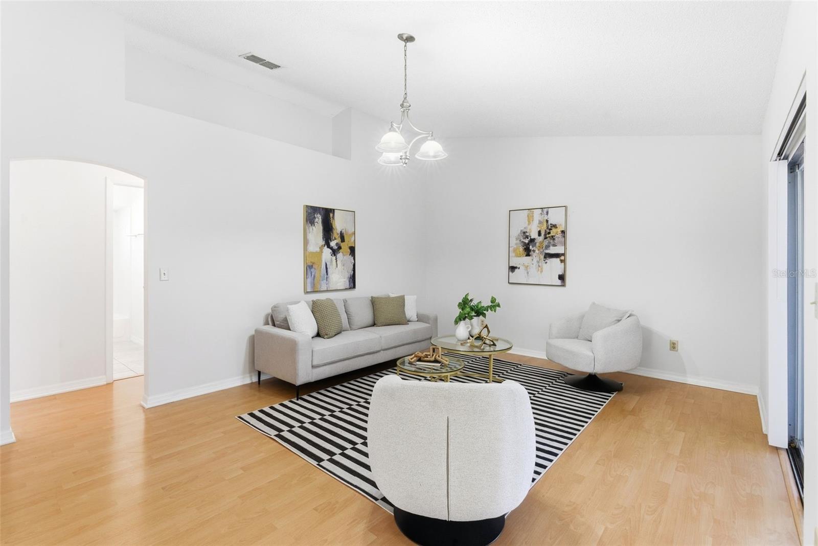 Image 21 of 34 For 935 Amy Ridge Court