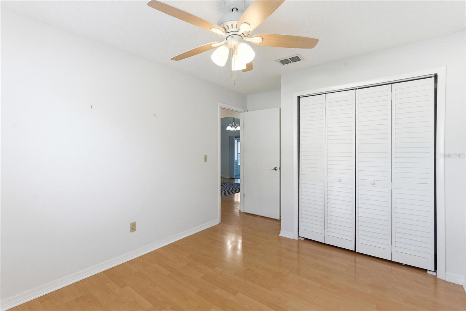 Image 25 of 34 For 935 Amy Ridge Court