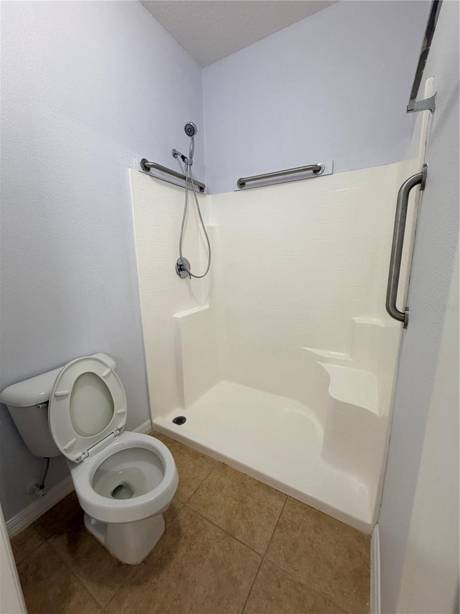 Image 10 of 19 For 1860 Piedmont Court