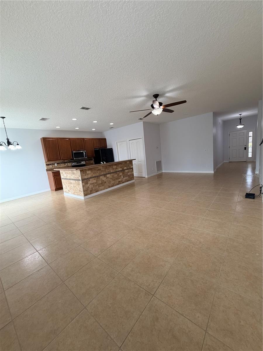 Image 5 of 19 For 1860 Piedmont Court