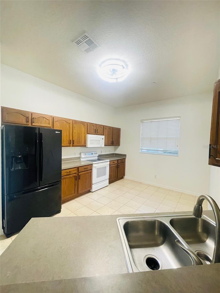 Image 10 of 22 For 2926 Daybreak Drive