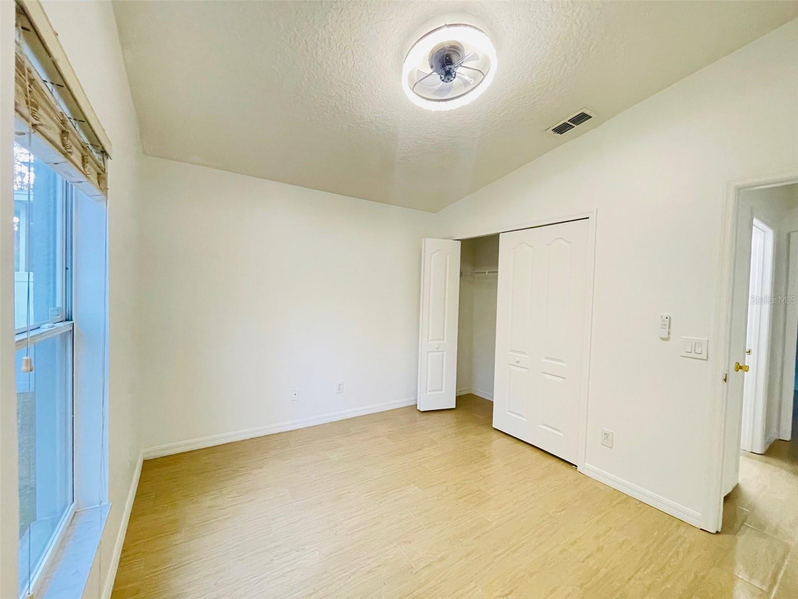 Image 14 of 22 For 2926 Daybreak Drive