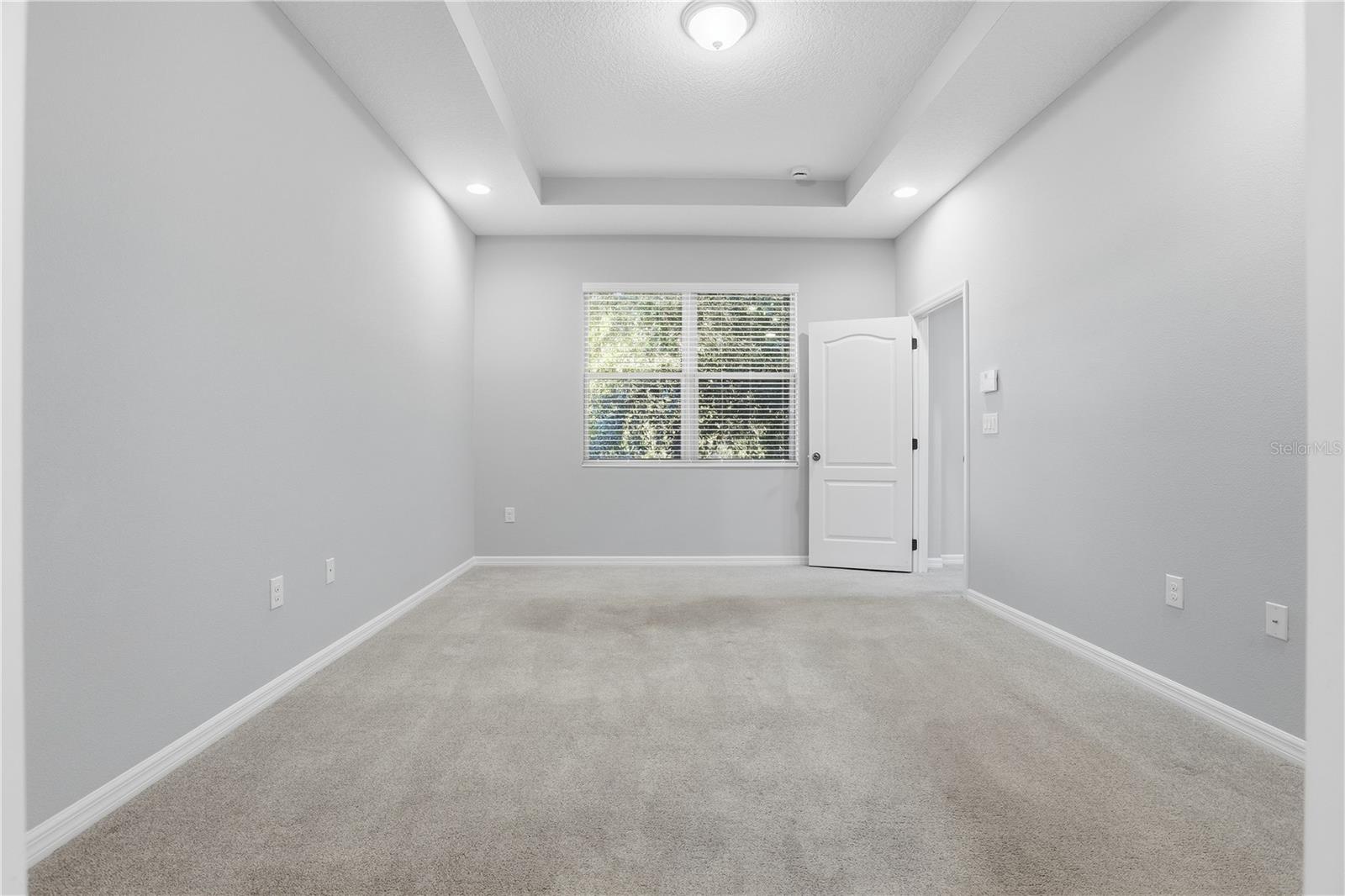 Image 21 of 52 For 4079 Lake Bosse View Drive