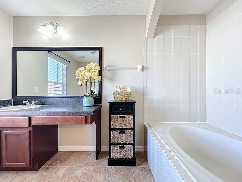 Image 24 of 45 For 3825 Black Spruce Lane