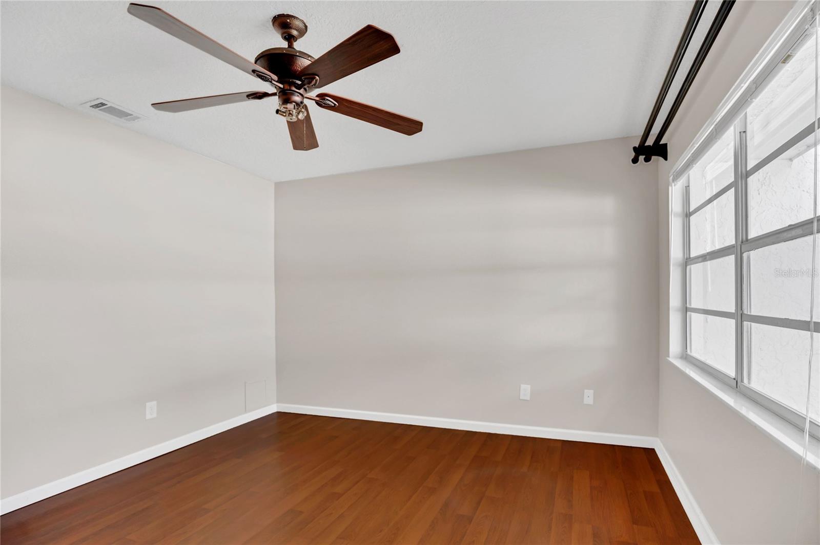 Image 12 of 25 For 3070 Autumn Court