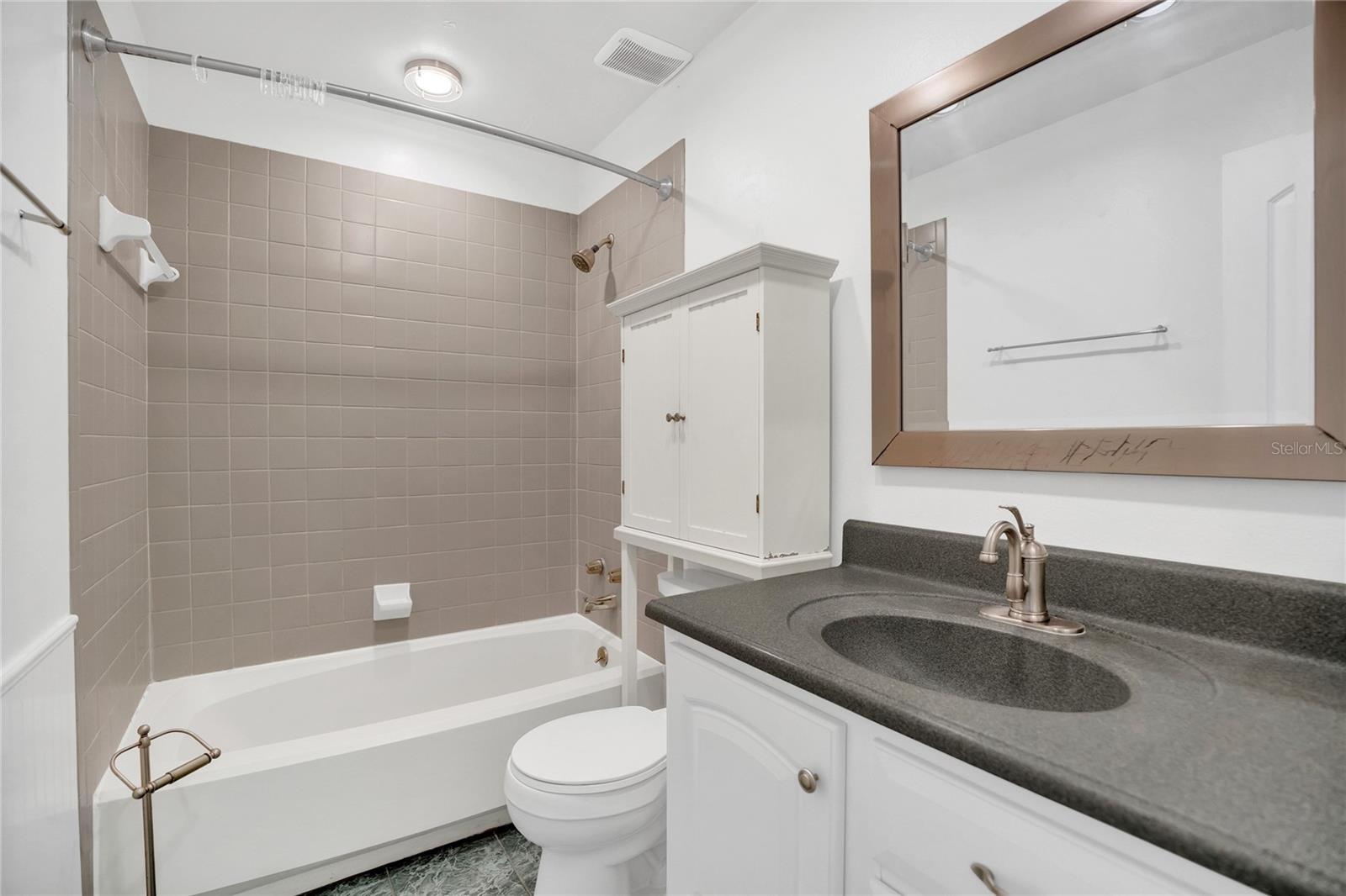 Image 16 of 25 For 3070 Autumn Court