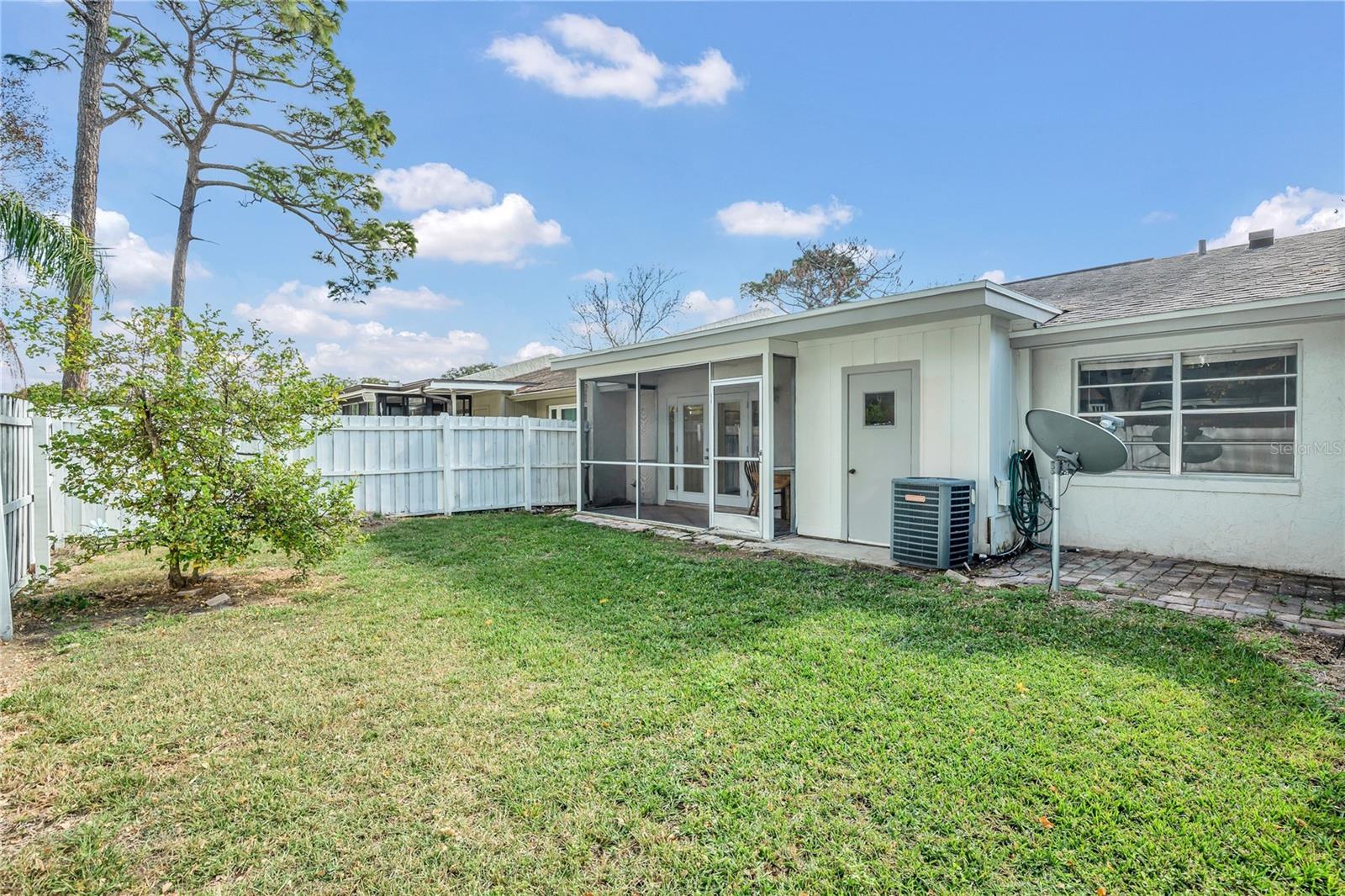 Image 19 of 25 For 3070 Autumn Court