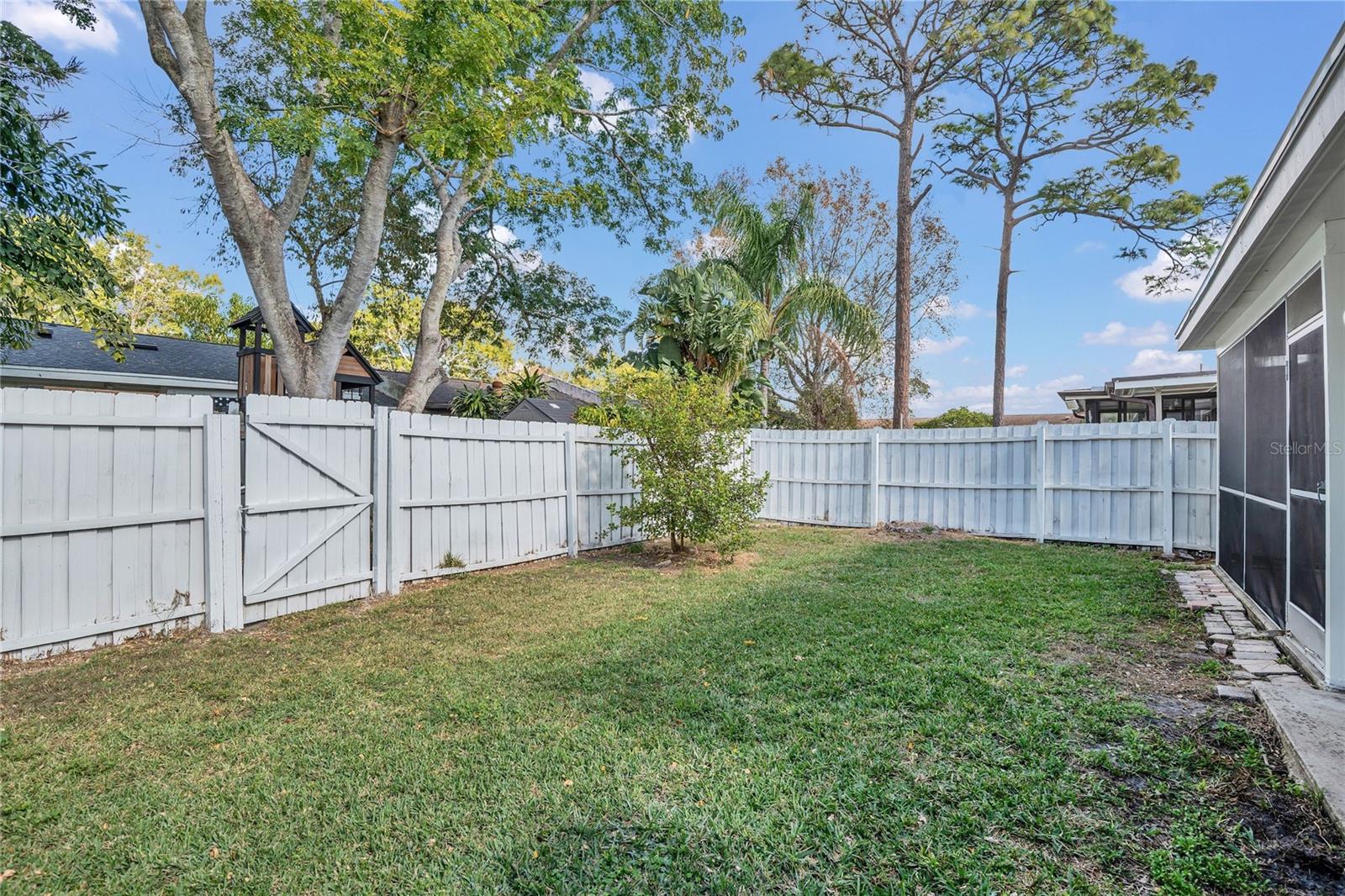 Image 20 of 25 For 3070 Autumn Court