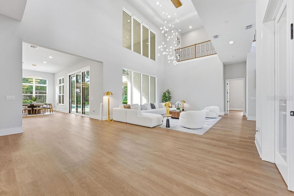 Image 12 of 100 For 15820 Pendio Drive