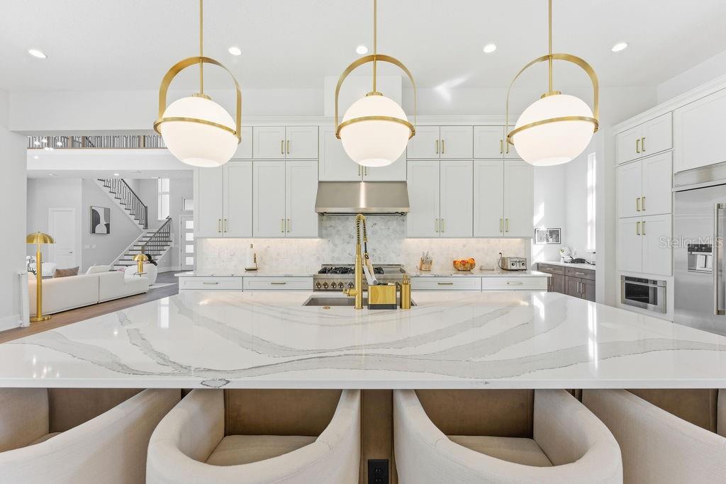 Image 15 of 100 For 15820 Pendio Drive