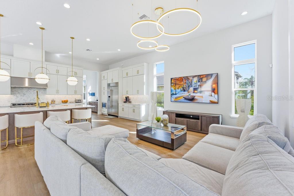 Image 28 of 100 For 15820 Pendio Drive