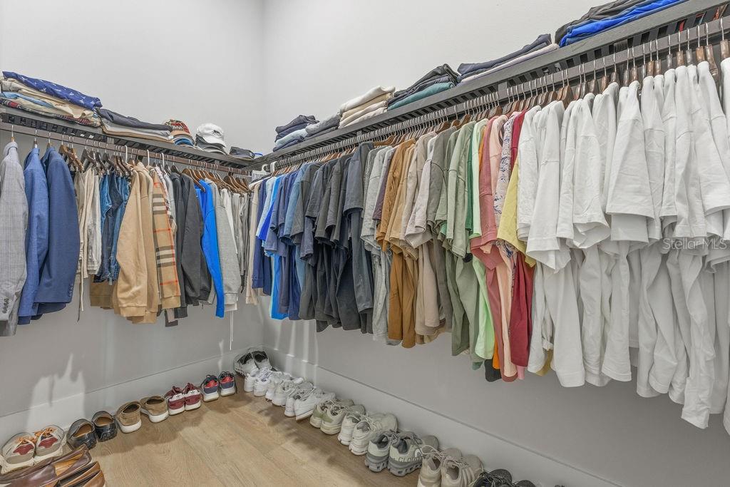 Image 35 of 100 For 15820 Pendio Drive