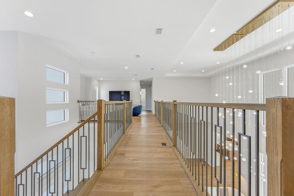 Image 58 of 100 For 15820 Pendio Drive