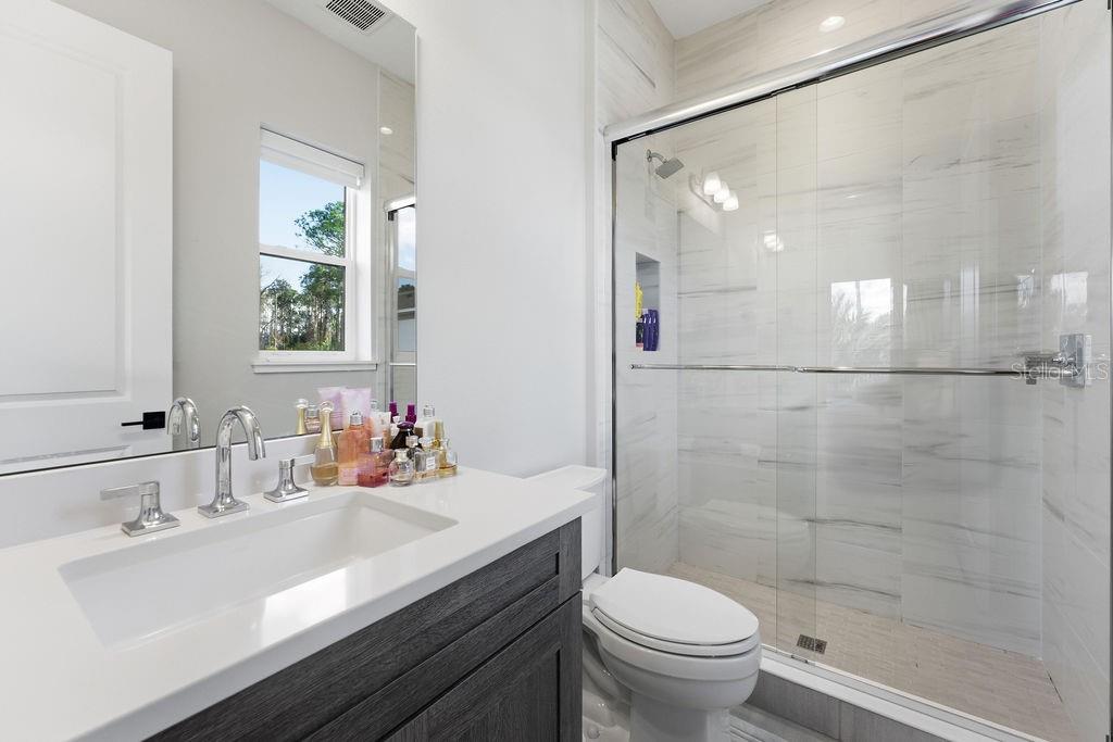 Image 73 of 100 For 15820 Pendio Drive