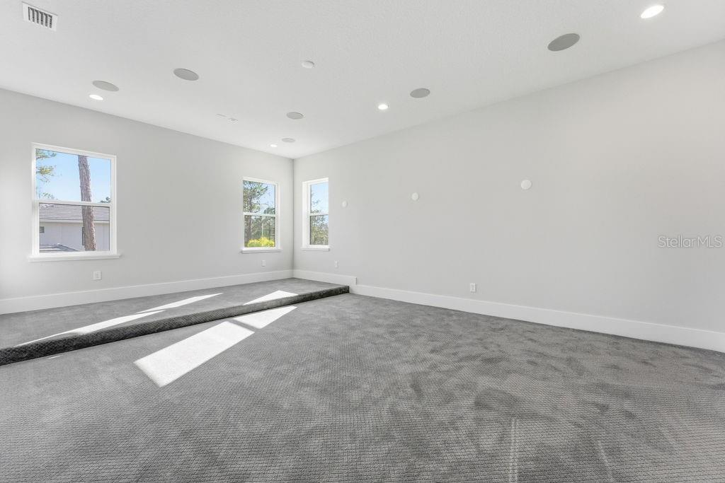 Image 78 of 100 For 15820 Pendio Drive