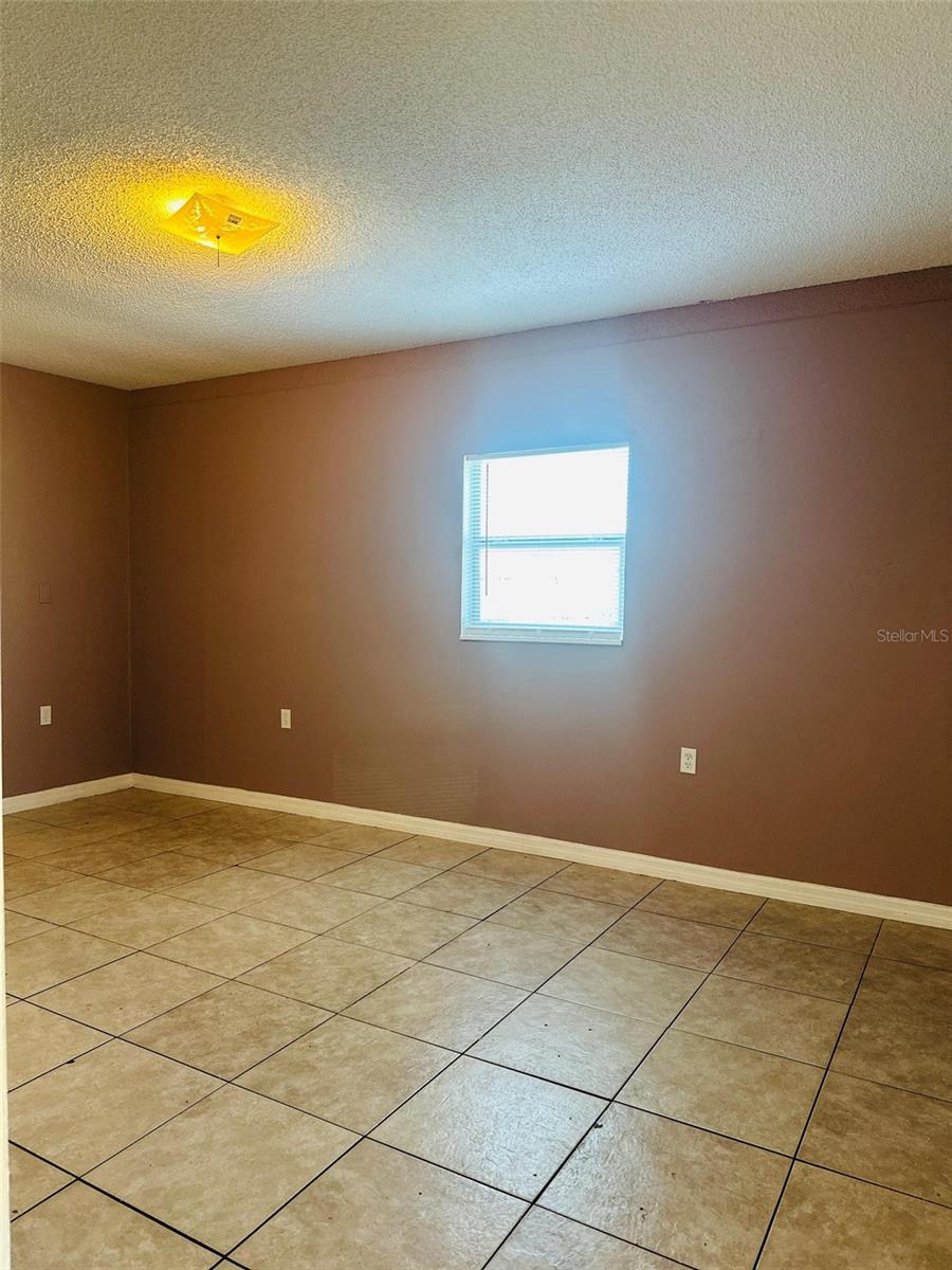 Image 15 of 25 For 2107 Vincent Road