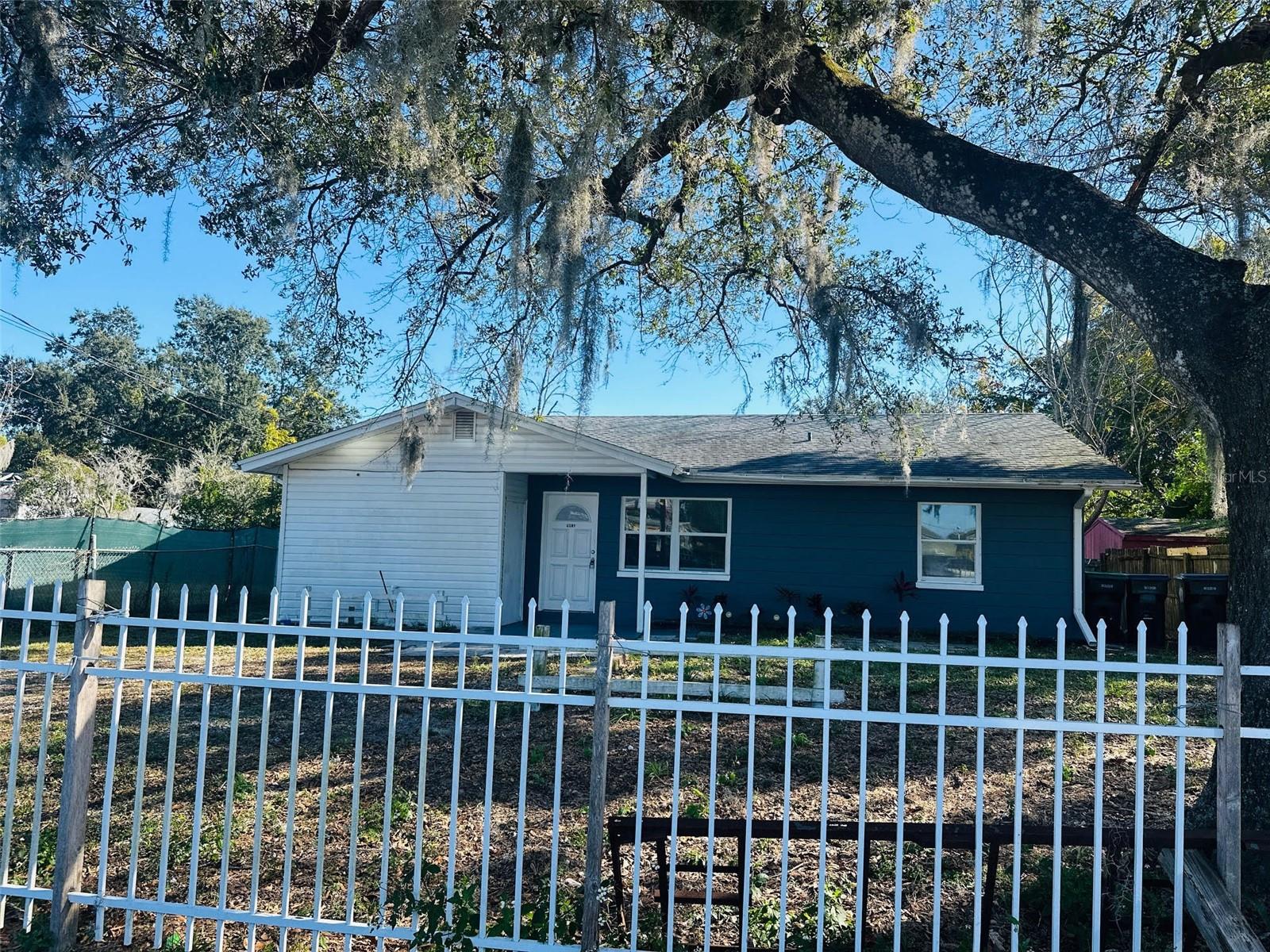 Image 2 of 25 For 2107 Vincent Road