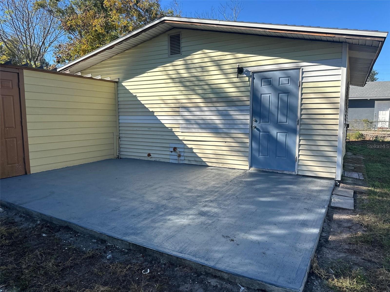 Image 21 of 25 For 2107 Vincent Road