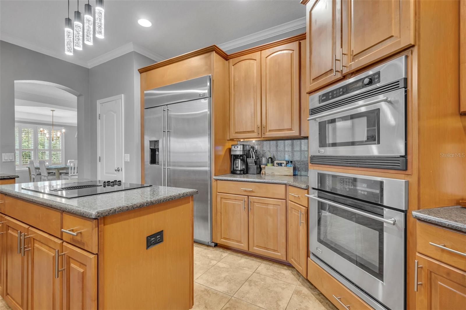 Image 10 of 42 For 607 Oakland Avenue