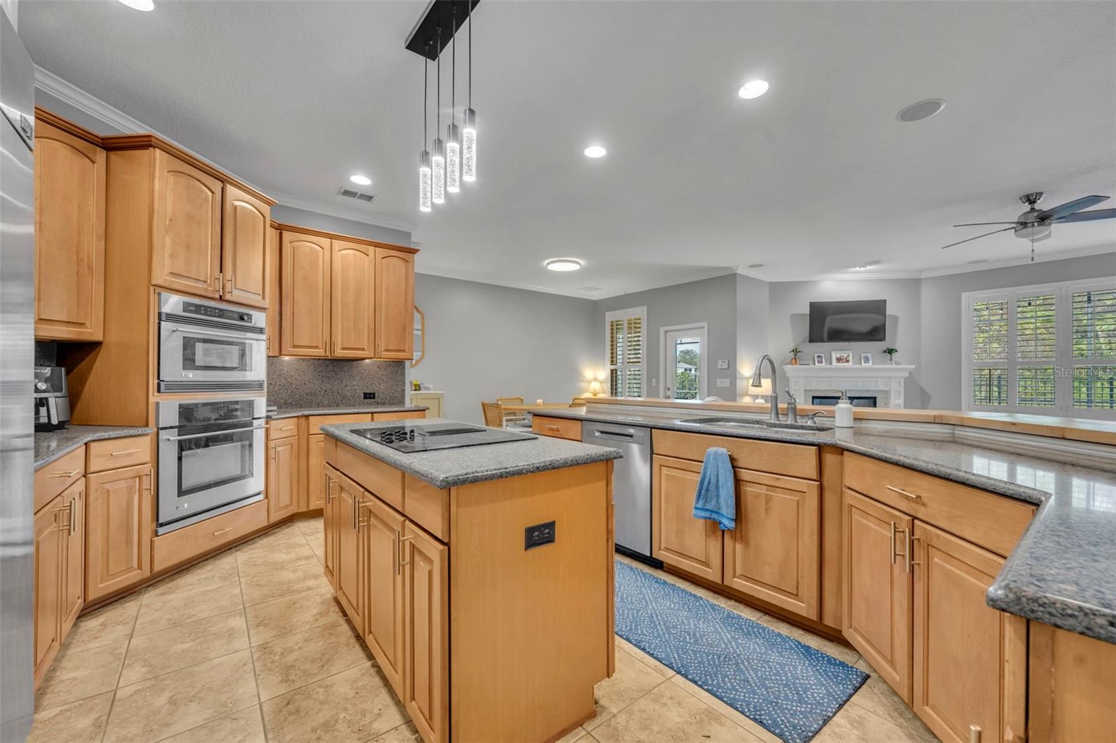 Image 11 of 42 For 607 Oakland Avenue