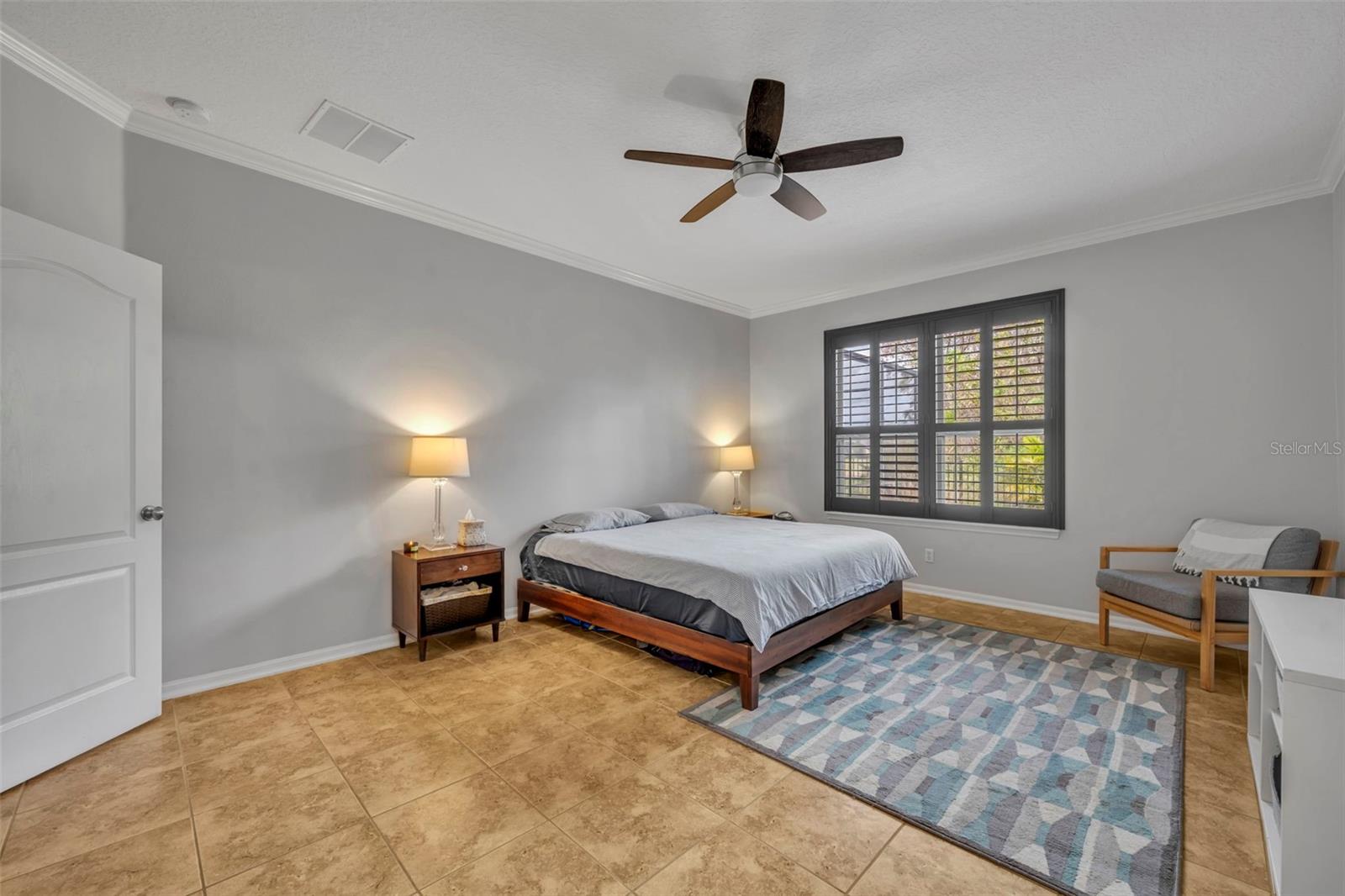 Image 18 of 42 For 607 Oakland Avenue